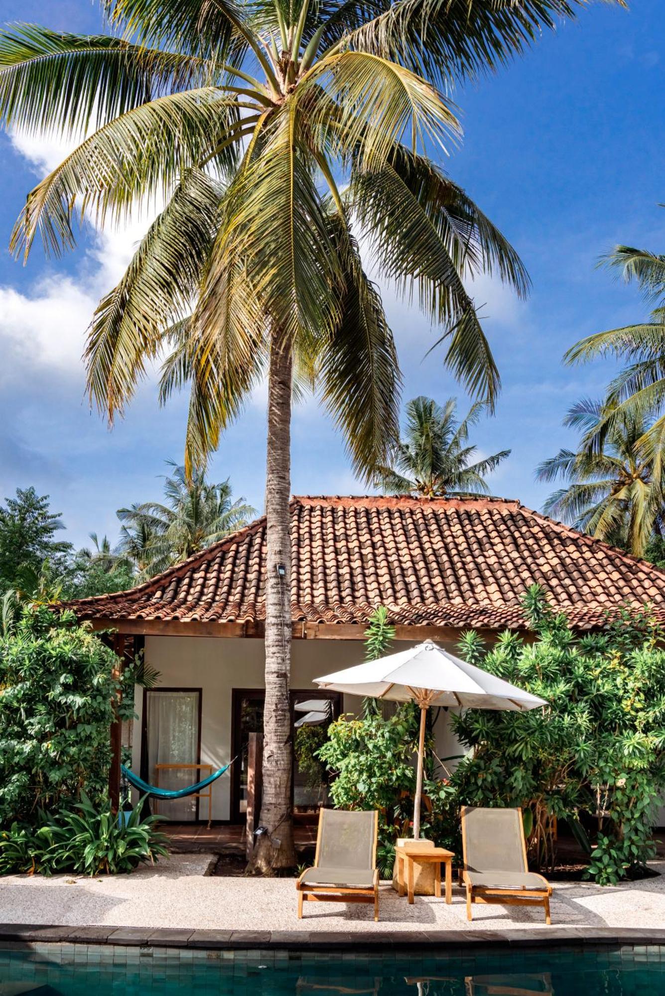 Coconut Garden Resort Гили Траванган Экстерьер фото