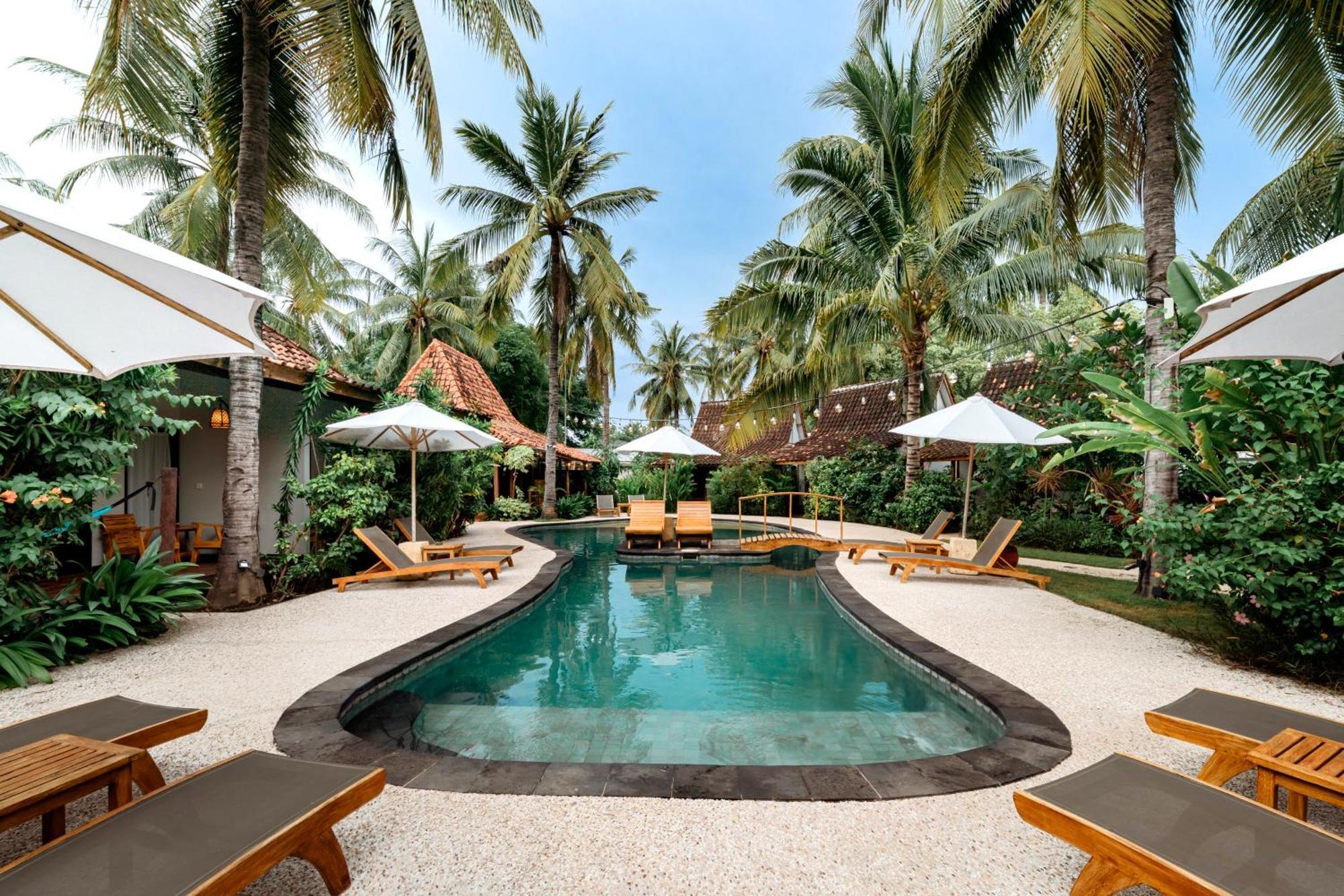 Coconut Garden Resort Гили Траванган Экстерьер фото