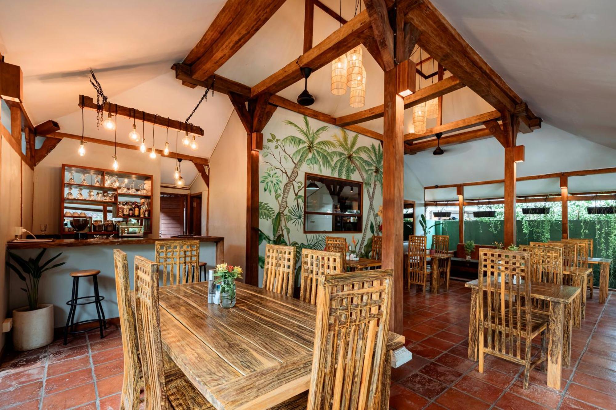 Coconut Garden Resort Гили Траванган Экстерьер фото