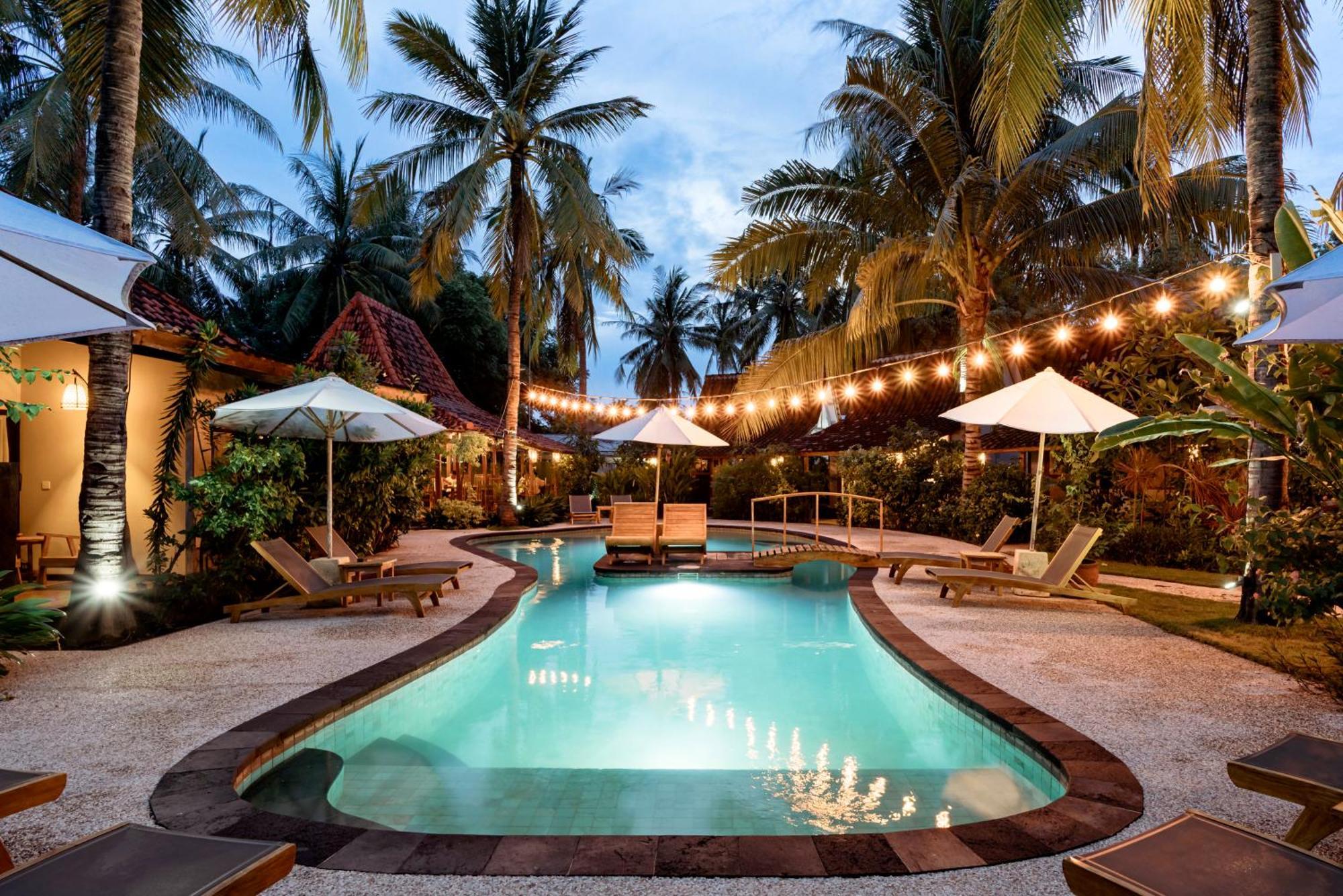 Coconut Garden Resort Гили Траванган Экстерьер фото